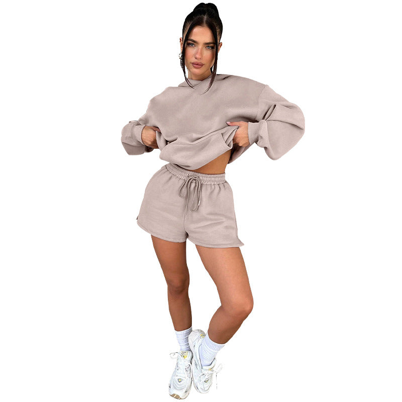 Long-Sleeved Hooded Shorts set