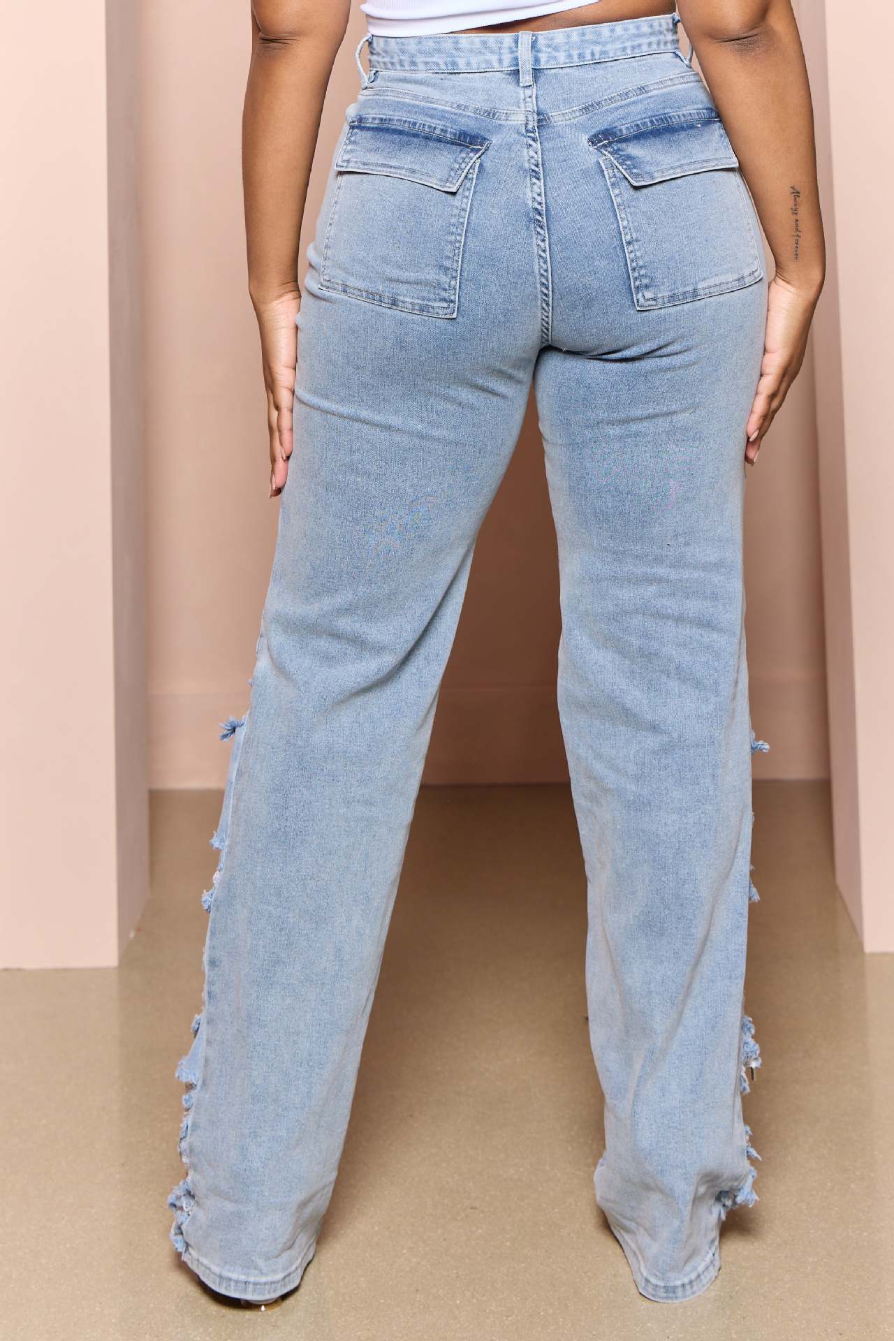 Ripped Washed Jeans